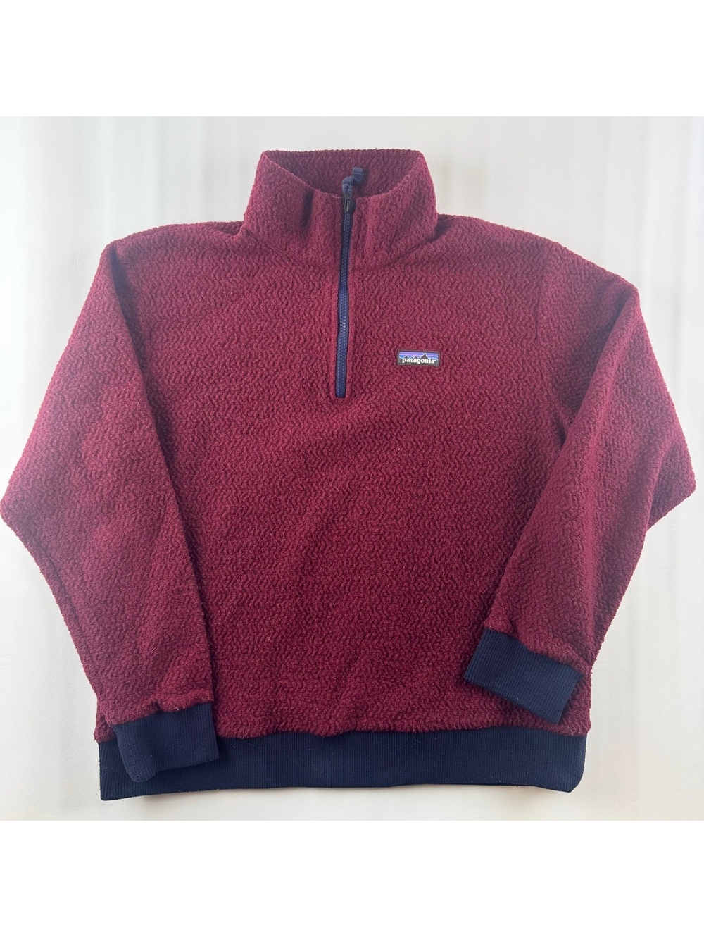 Patagonia Women’s Woolyester Large Burgundy and Navy